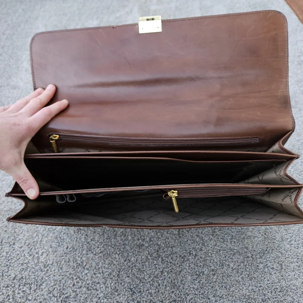 Vintage Heavy Leather COLE HAAN Executive CEO Lawyer Briefcase Brown Bag ITALY
